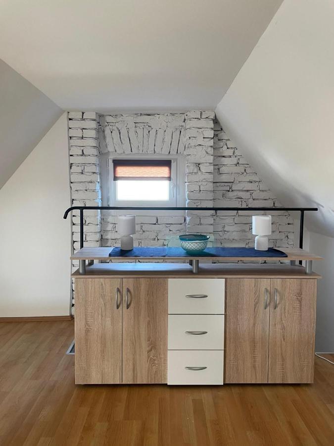 Het Hongaarse Wijnhuis Mohács Esterno foto
